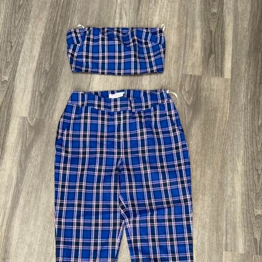 Forever 21 Womens Suit